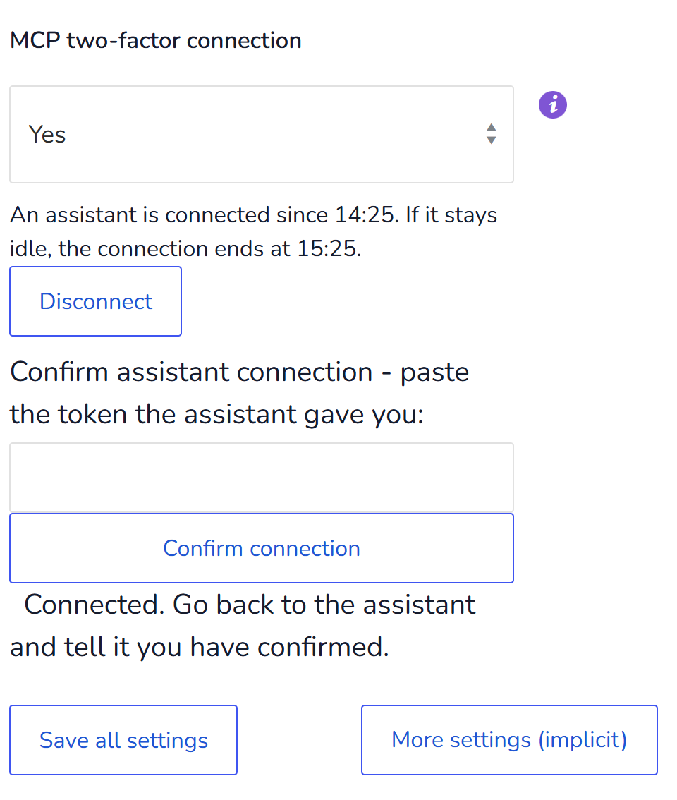 Der KI-Assistent fordert eine Verbindung an und zeigt den in WooCommerce zu bestätigenden Token